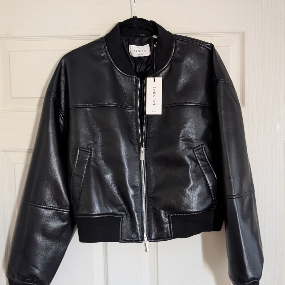 NWT Aritzia Babaton Relaxed UnReal Leather Bomber Jacket Black